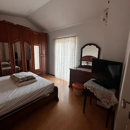 Apartment Desiree *